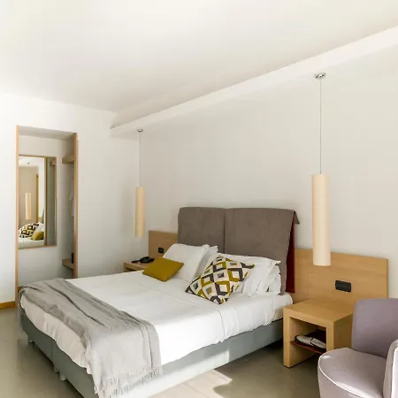 Esperia Palace & Hotel 5*