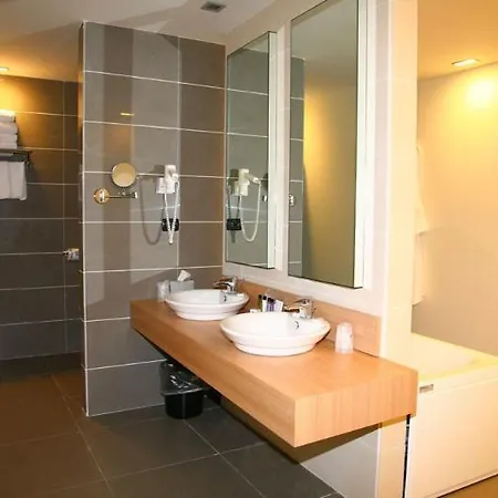 Esperia Palace & Hotel 5*