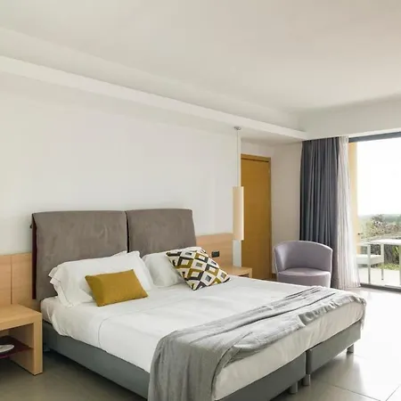 Esperia Palace & Hotel 5*