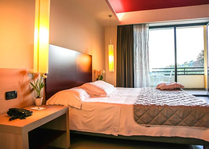 Hotell Esperia Palace & 5*